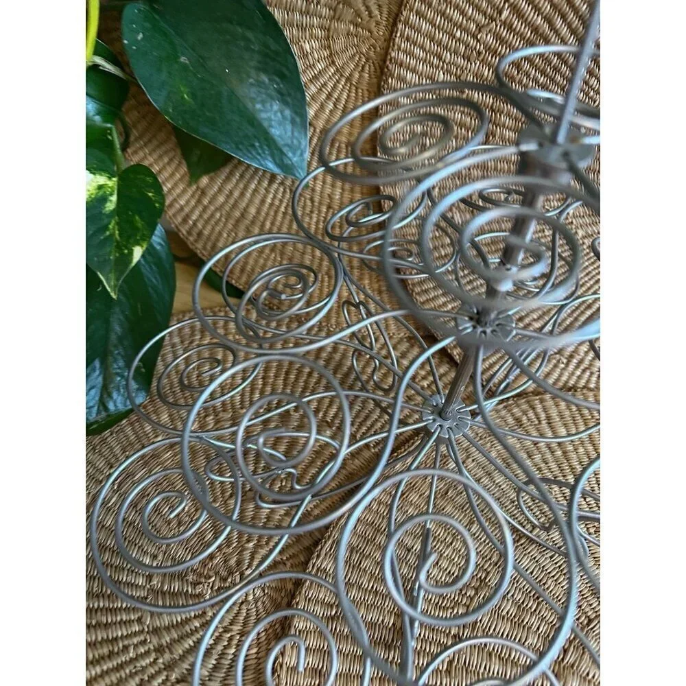 Spiral Cupcake Stand silver